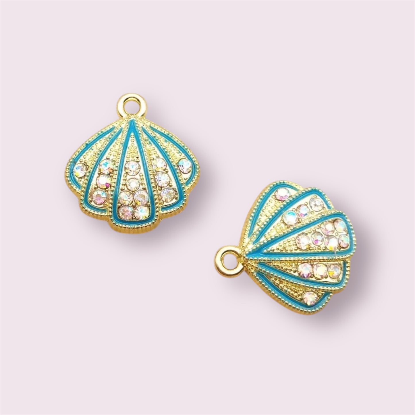 Seashell enamel charms, 17mm blue