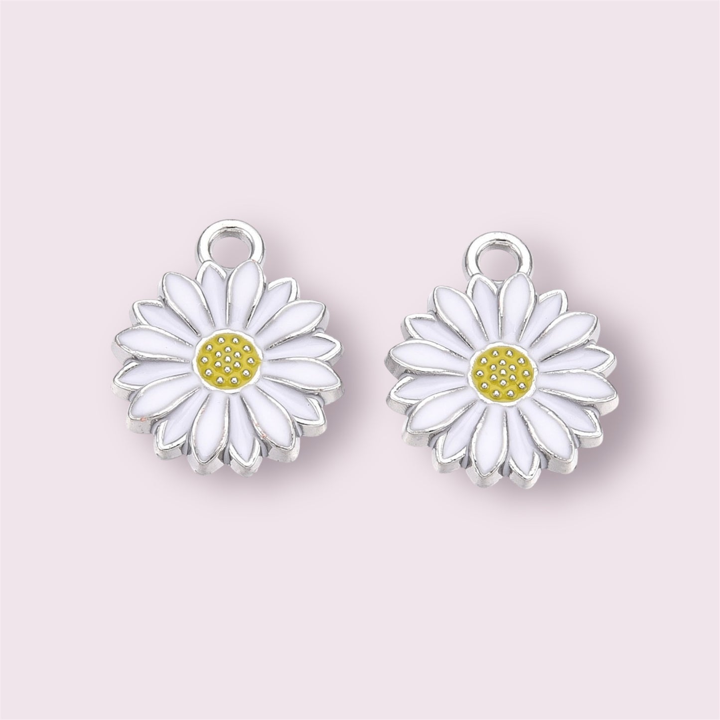 Daisy charms, white, 17mm