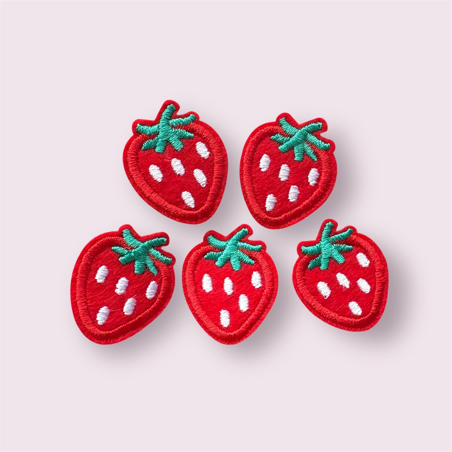 Strawberry patch, 27mm