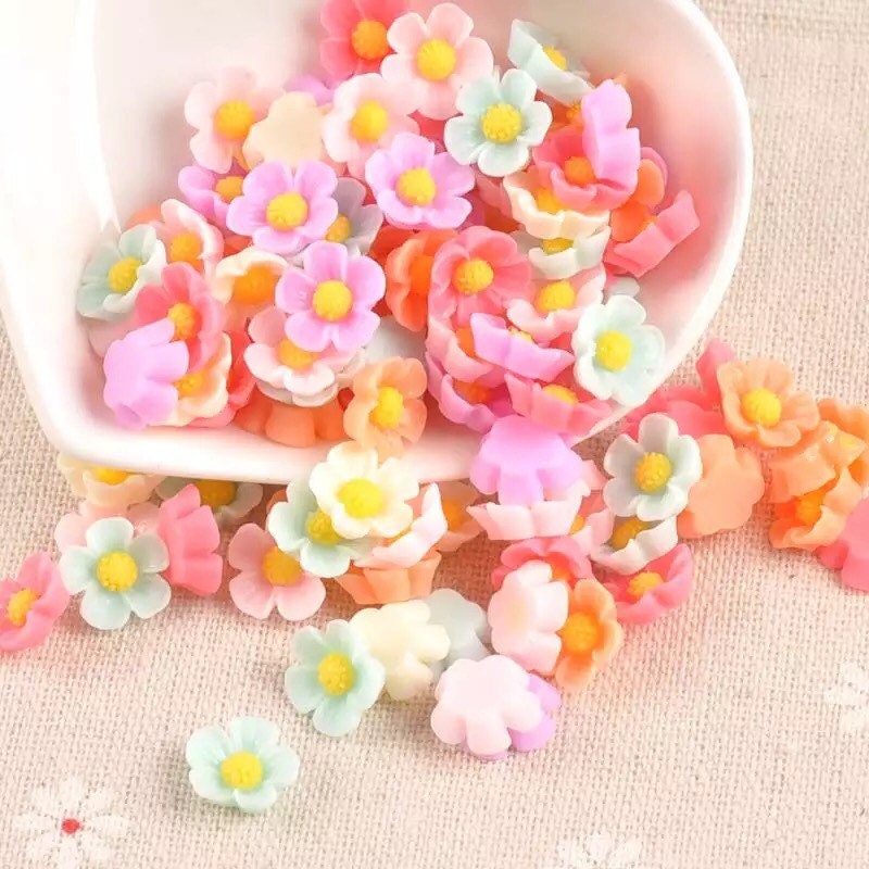 Pastel flower embellishments, 10mm