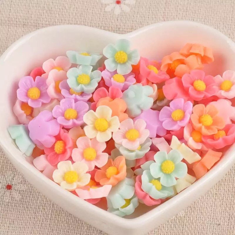 Pastel flower embellishments, 10mm