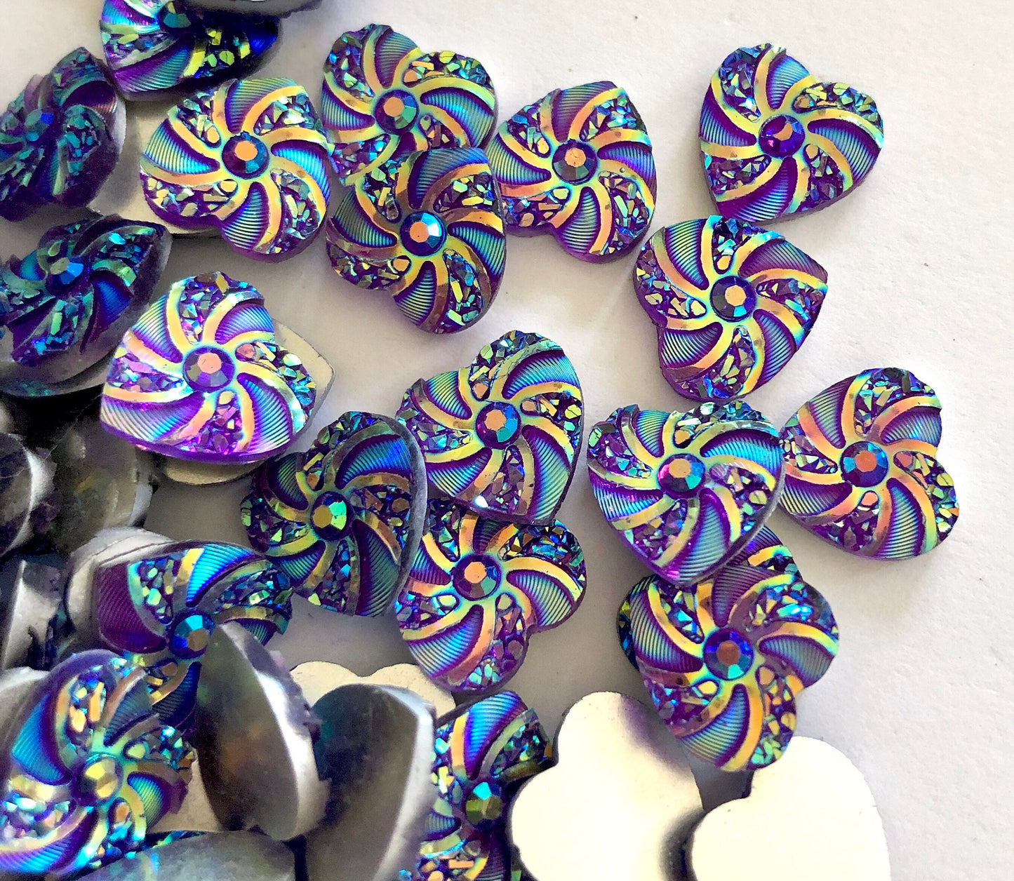 Purple Heart rhinestone embellishments, 12mm