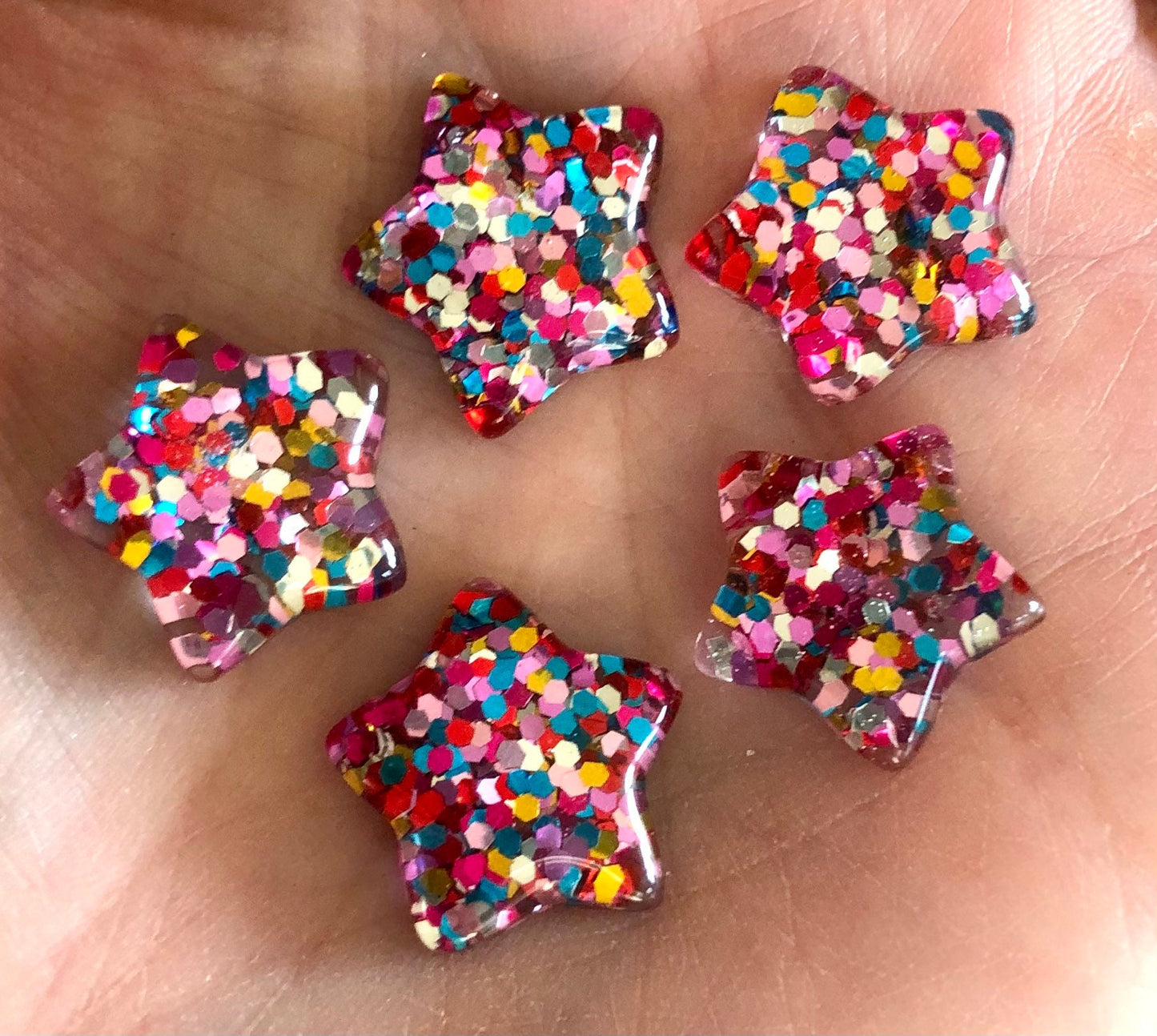 Star glitter filled cabochons, 16mm