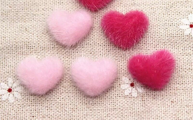 Fluffy heart embellishments, pink 17mm