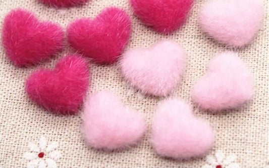 Fluffy heart embellishments, pink 17mm