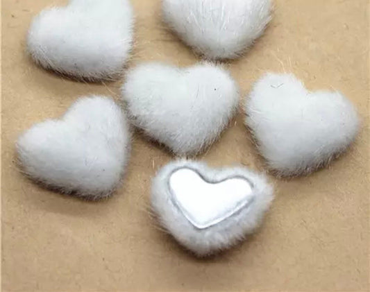 Fluffy heart embellishments, white 16mm