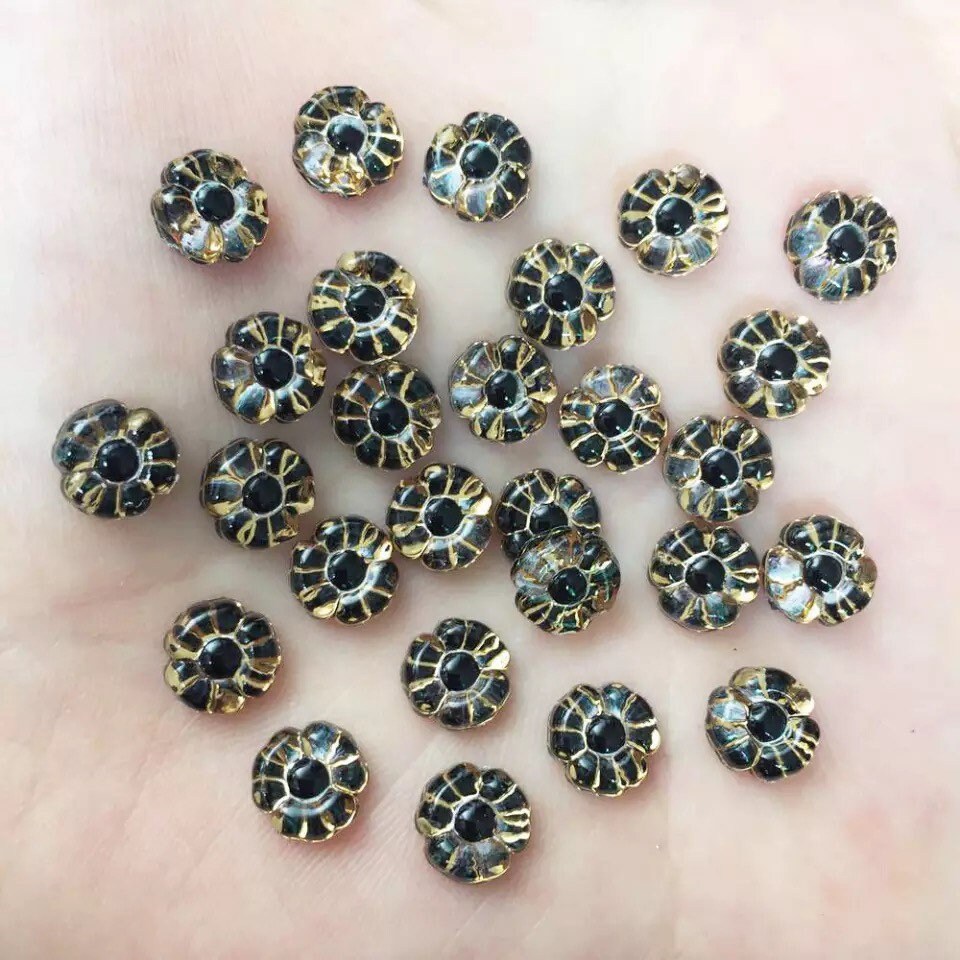 Black glass effect flower cabochons, 8mm
