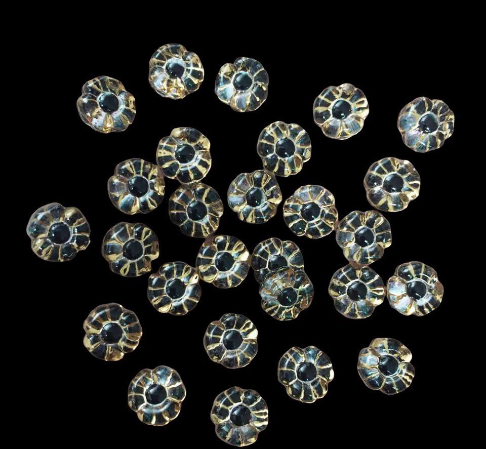 Black glass effect flower cabochons, 8mm