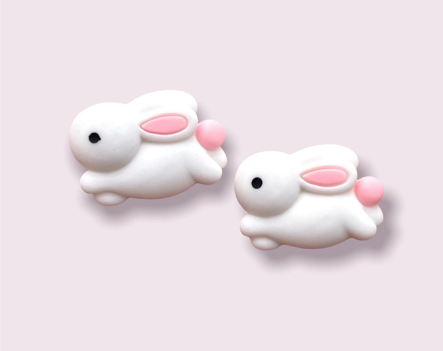 Rabbit resin embellishments, white 24mm