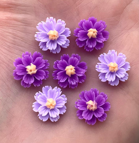 Purple and lilac mix flower cabochons 13mm