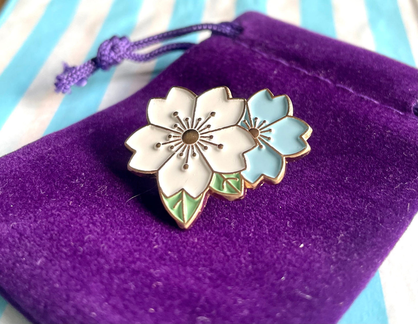 Flower enamel pin badge, double flower style