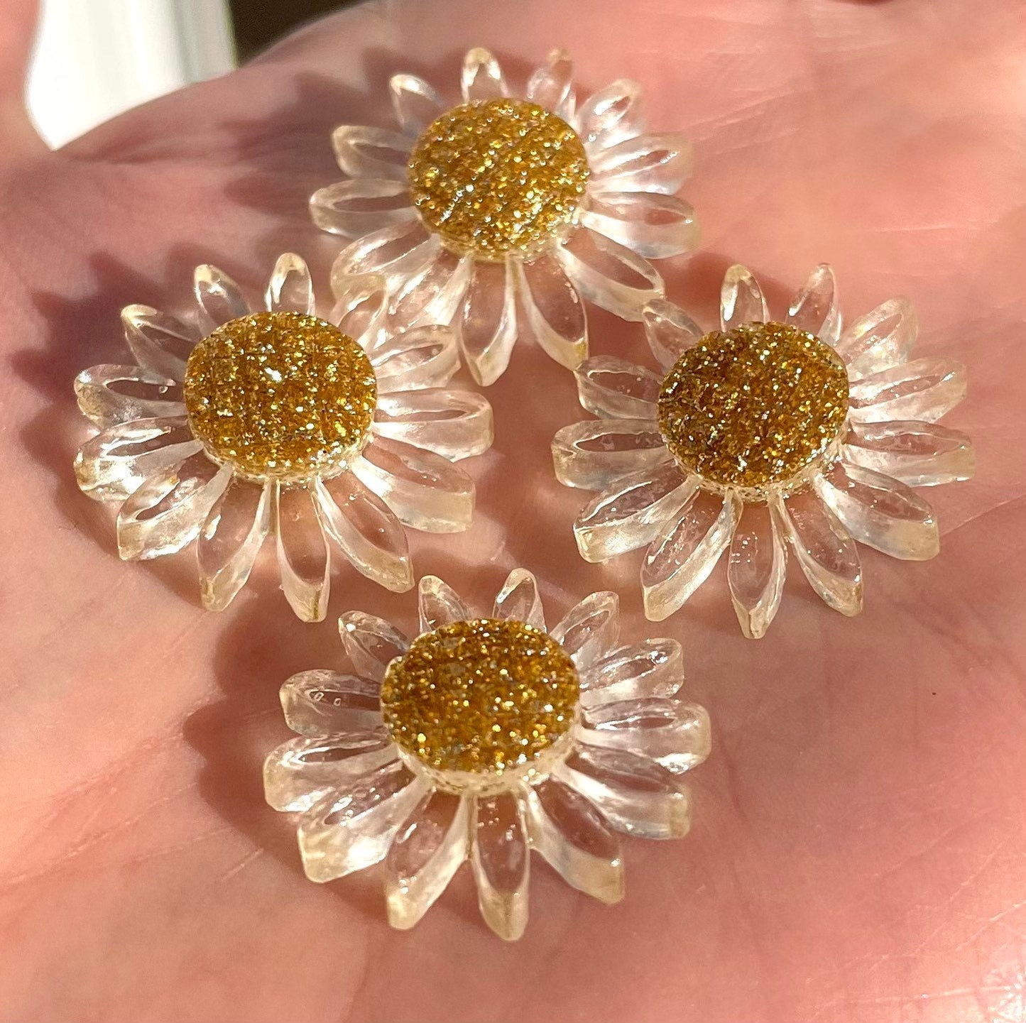 Flower cabochons, 22mm clear