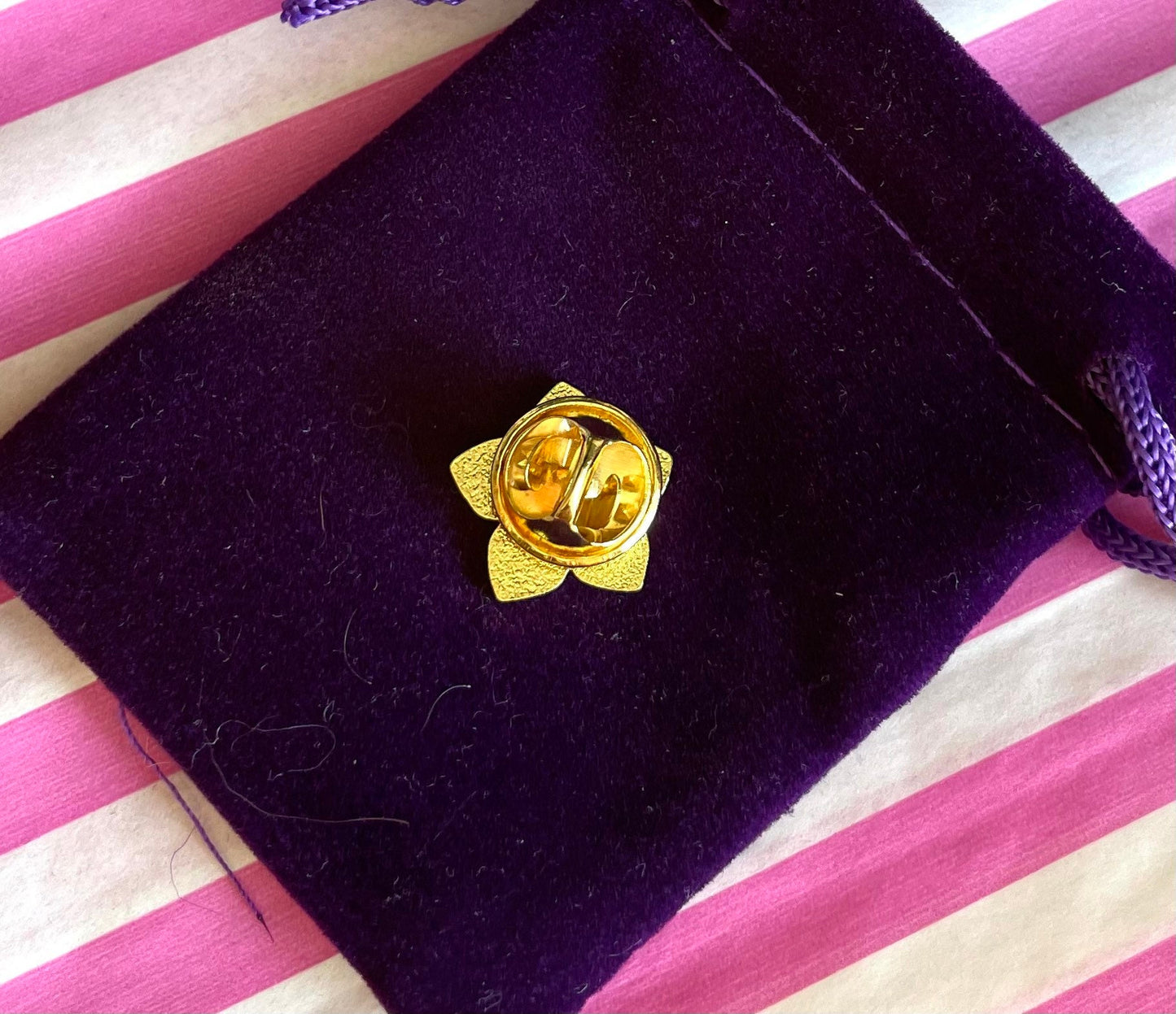 Blue flower enamel pin badge