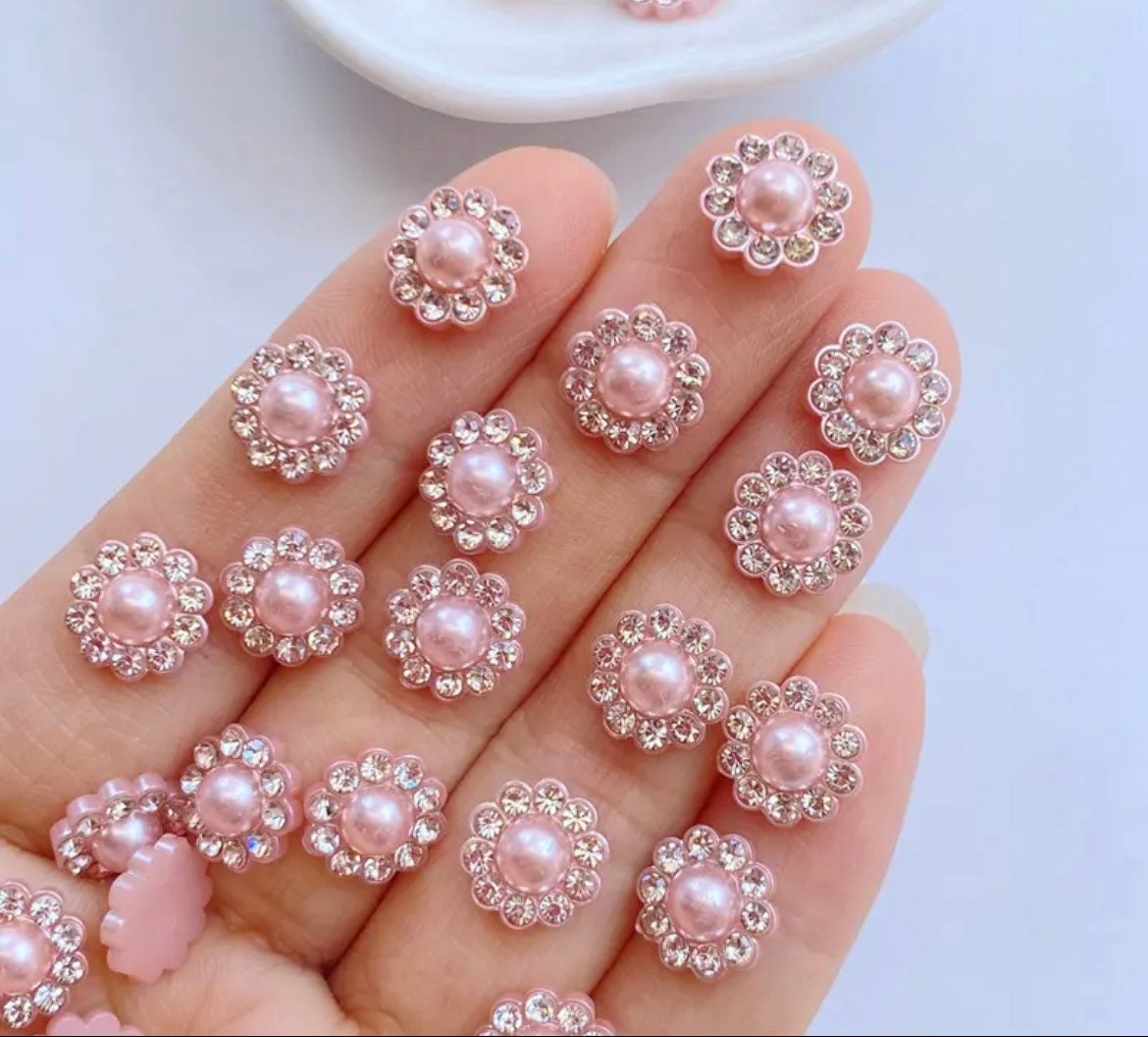 Pearl effect pink floral round cabochons, 10mm