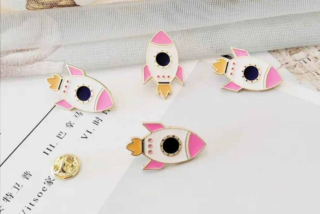 rocket enamel pin badge, 35mm