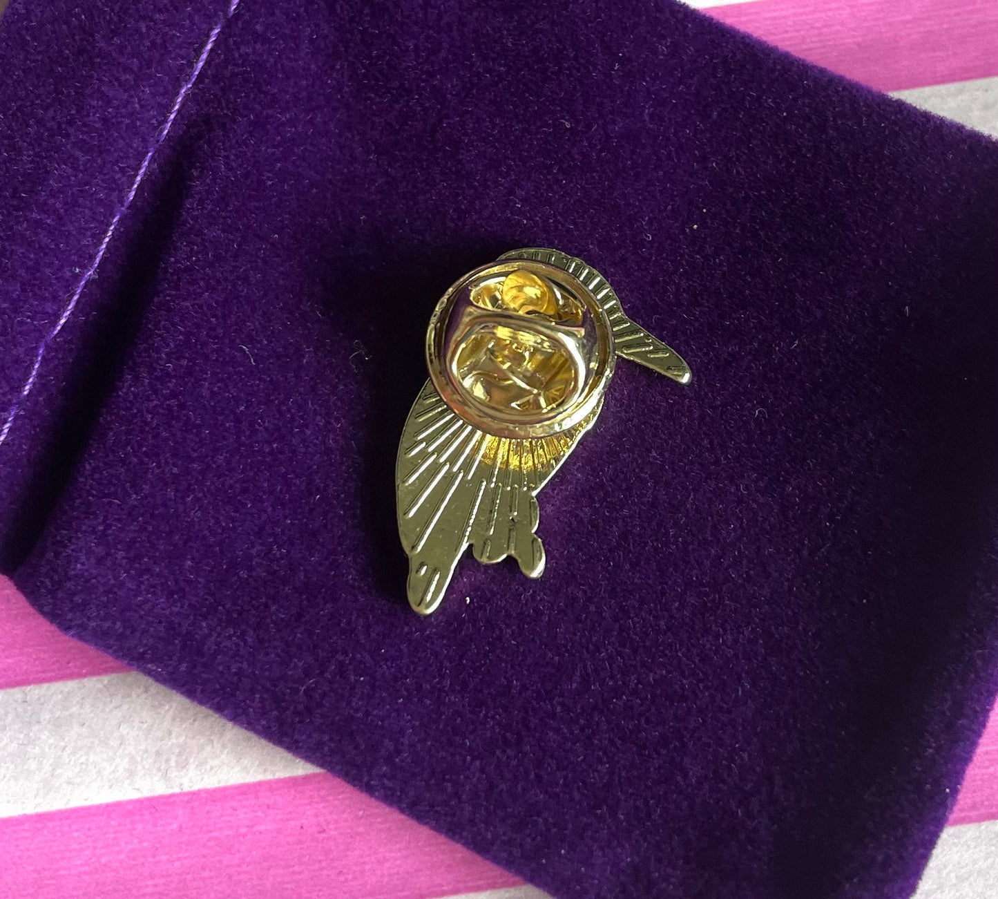 Kingfisher enamel pin badge