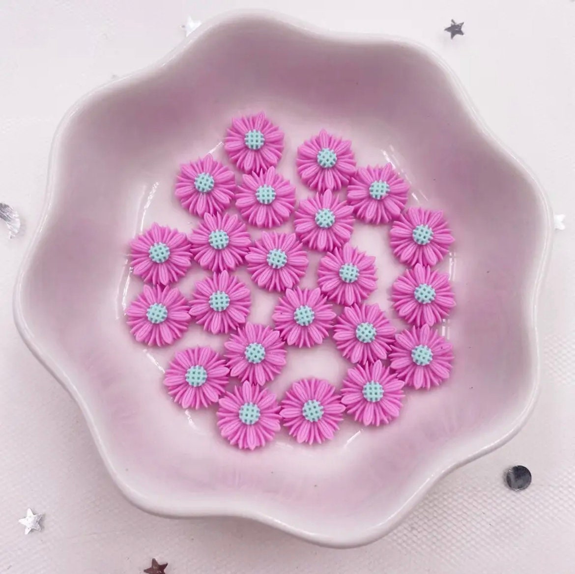 Pink 9mm flower cabochons, daisy