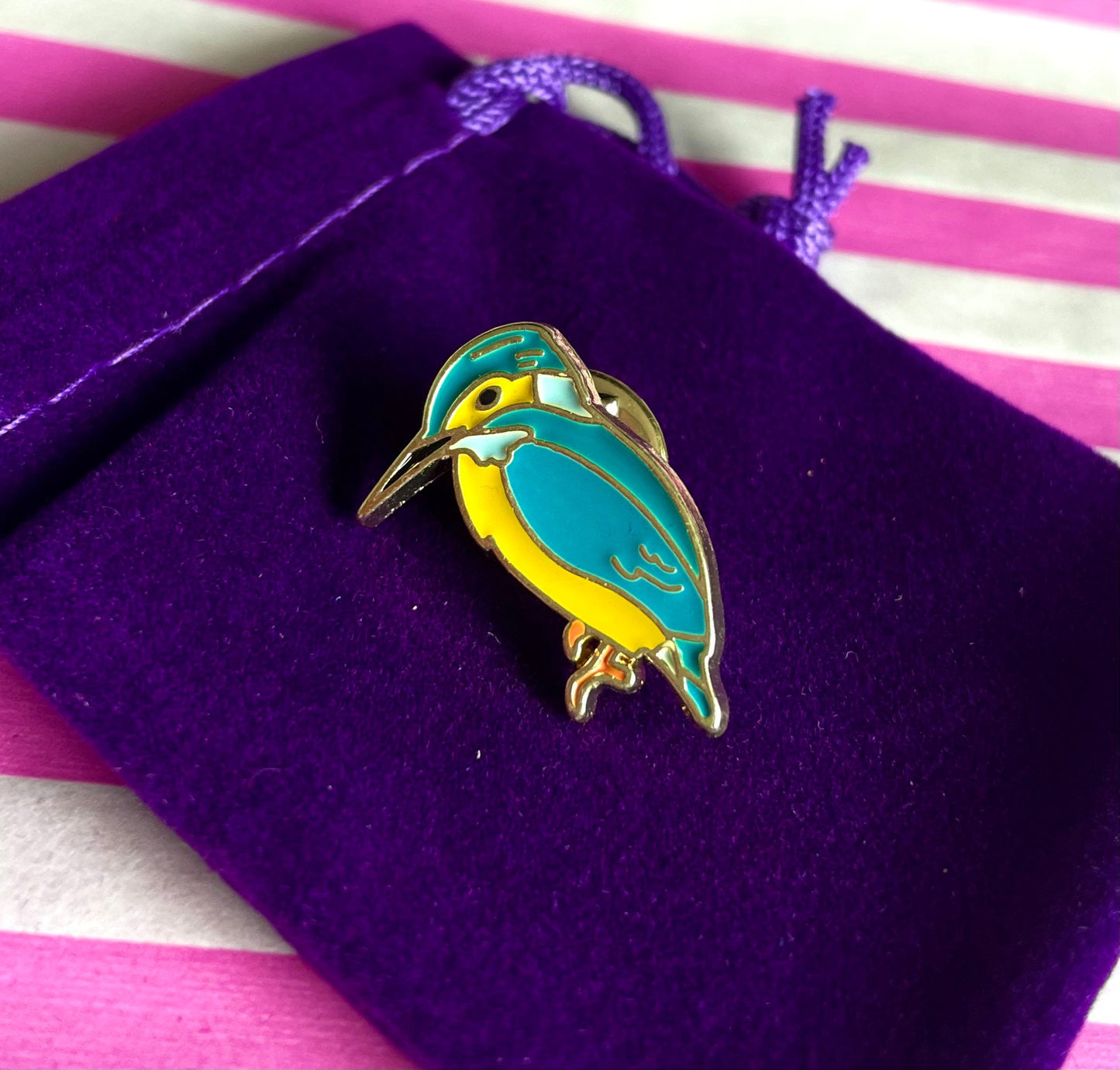 Kingfisher enamel pin badge