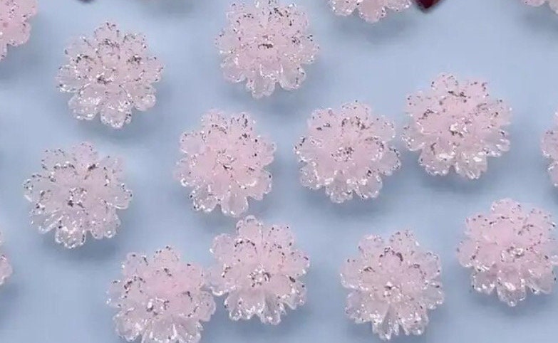Pastel pink lustre flower cabochon, 11mm silver lustre