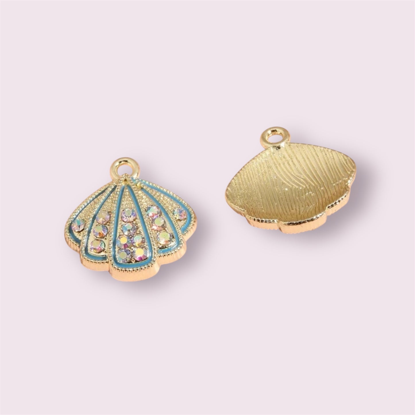 Seashell enamel charms, 17mm blue