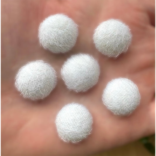 Fluffy round embellishments, white 16mm