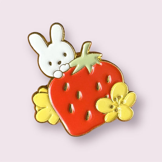 Rabbit pin badge