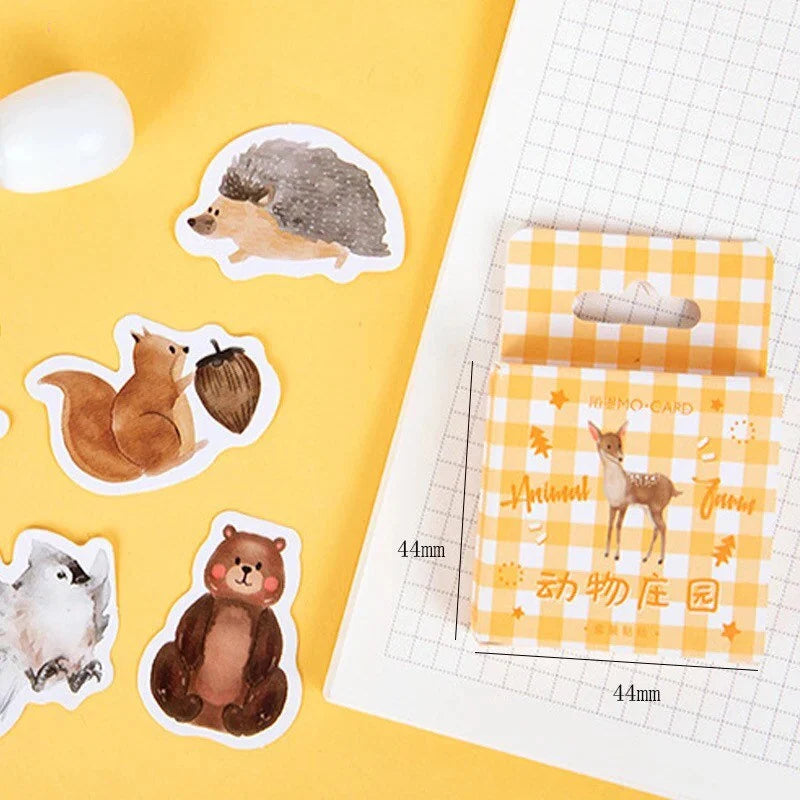 Animal paper stickers box