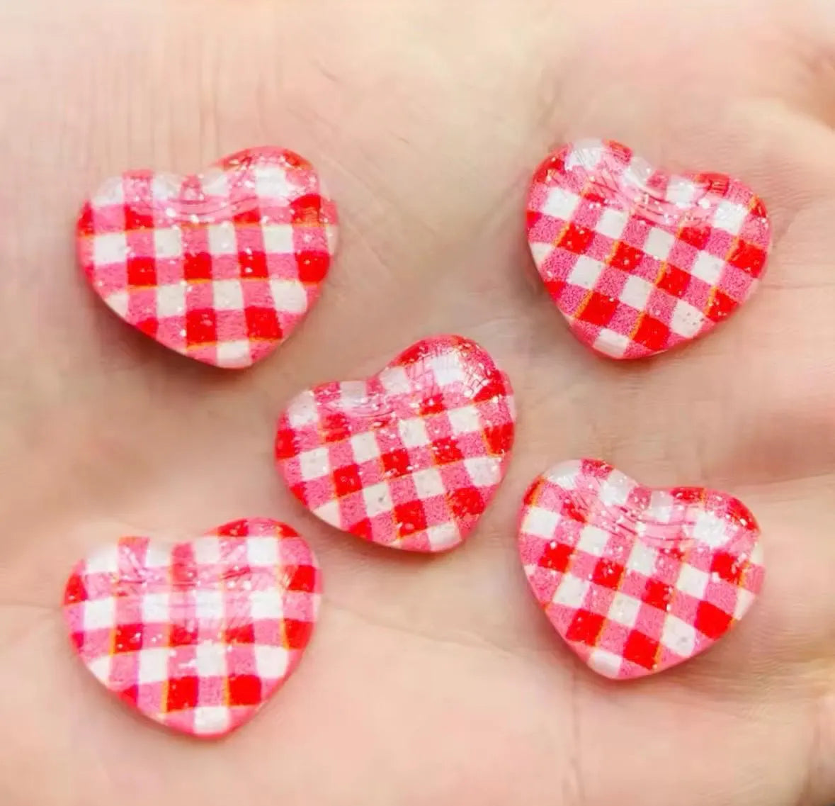 heart cabochon, red checked, 21mm