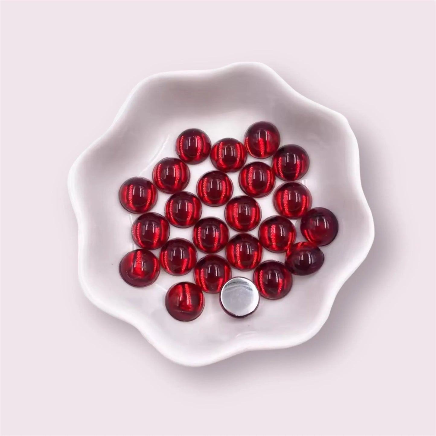 red glossy round cabochon, 10mm