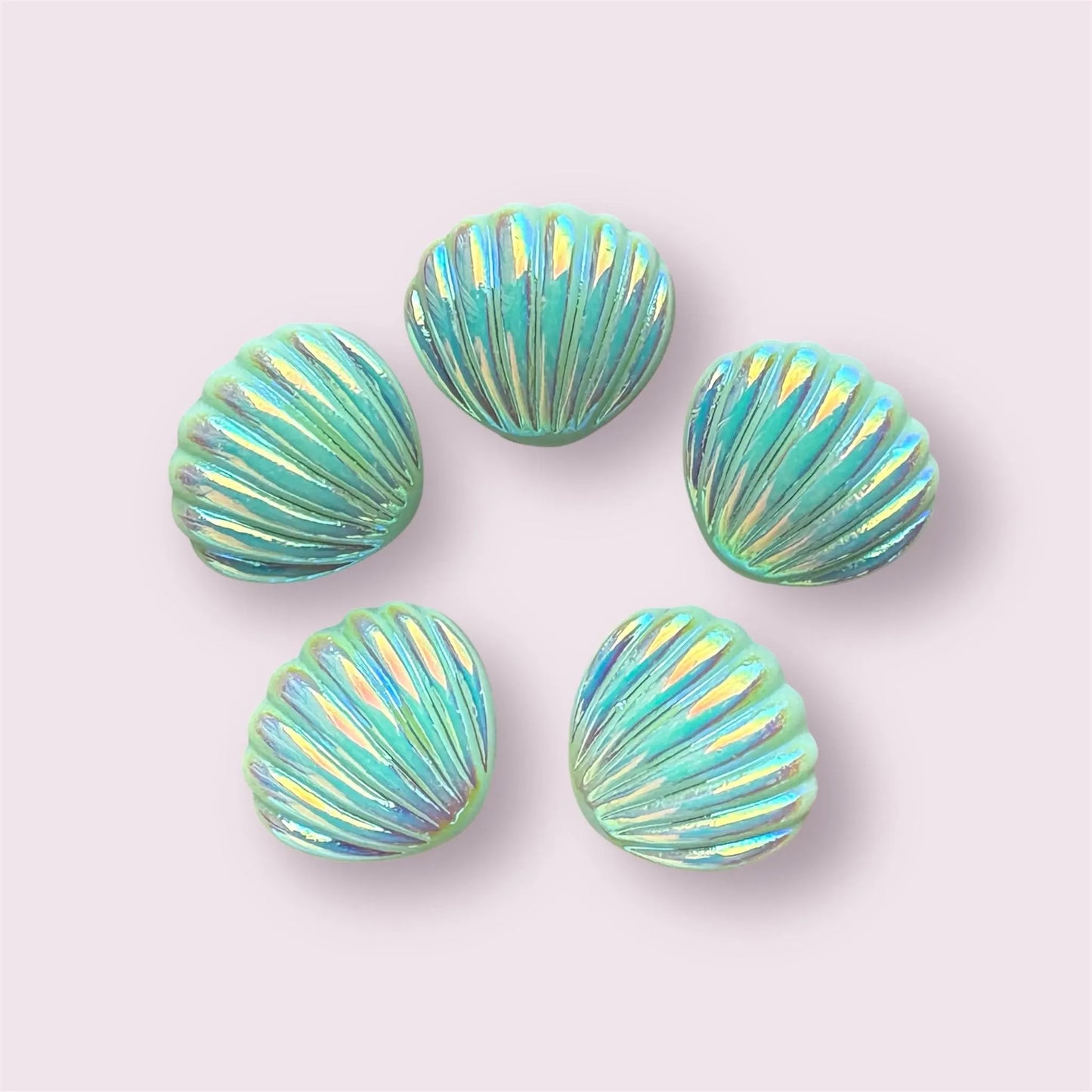 Seashell cabochons, green 2cm