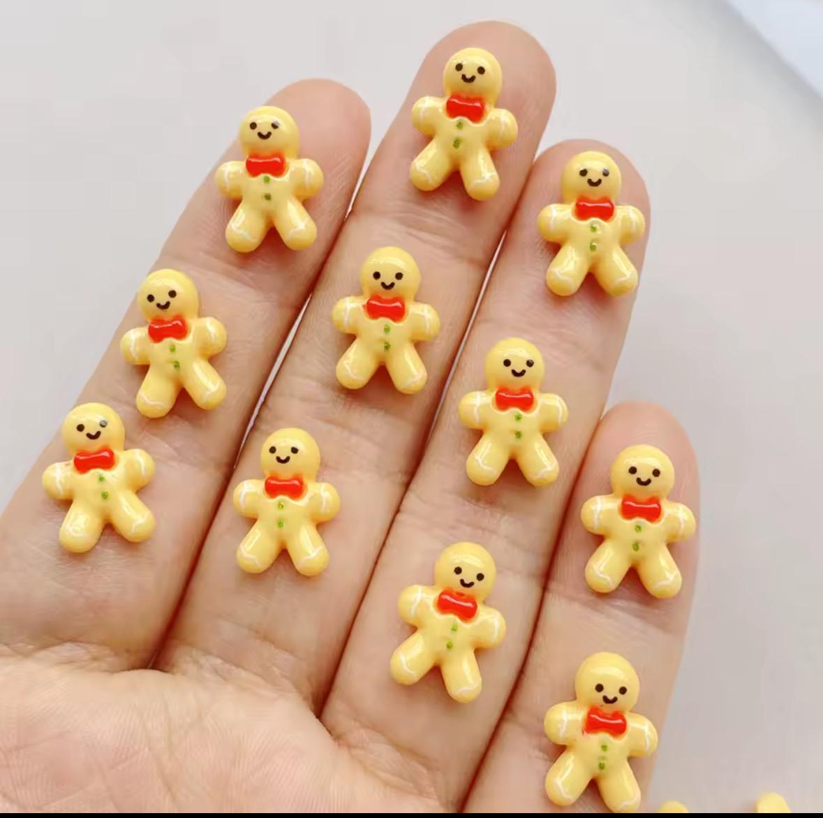 Gingerbread men, 14mm