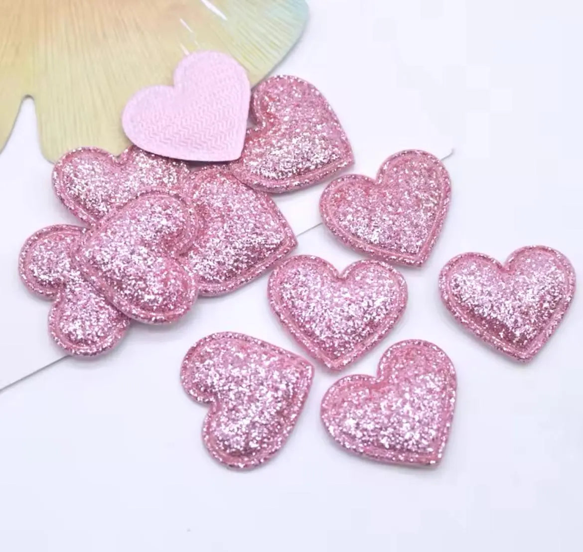 Pink glitter fabric hearts, 22mm