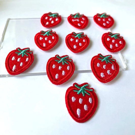 Strawberry patch, 27mm