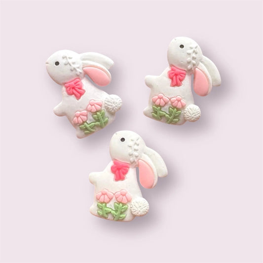 Rabbit cabochons, white floral, 28mm