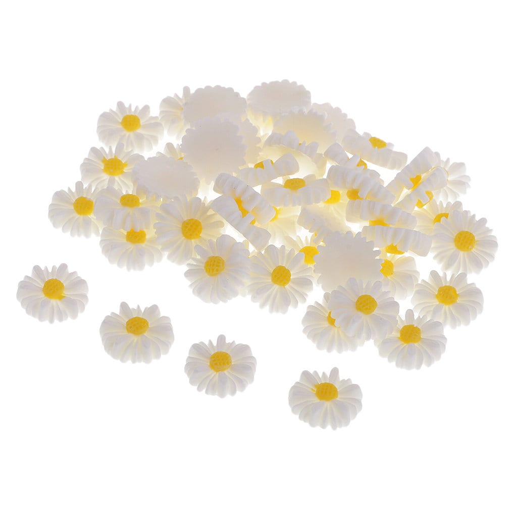 Daisy resin cabochon, 12mm white