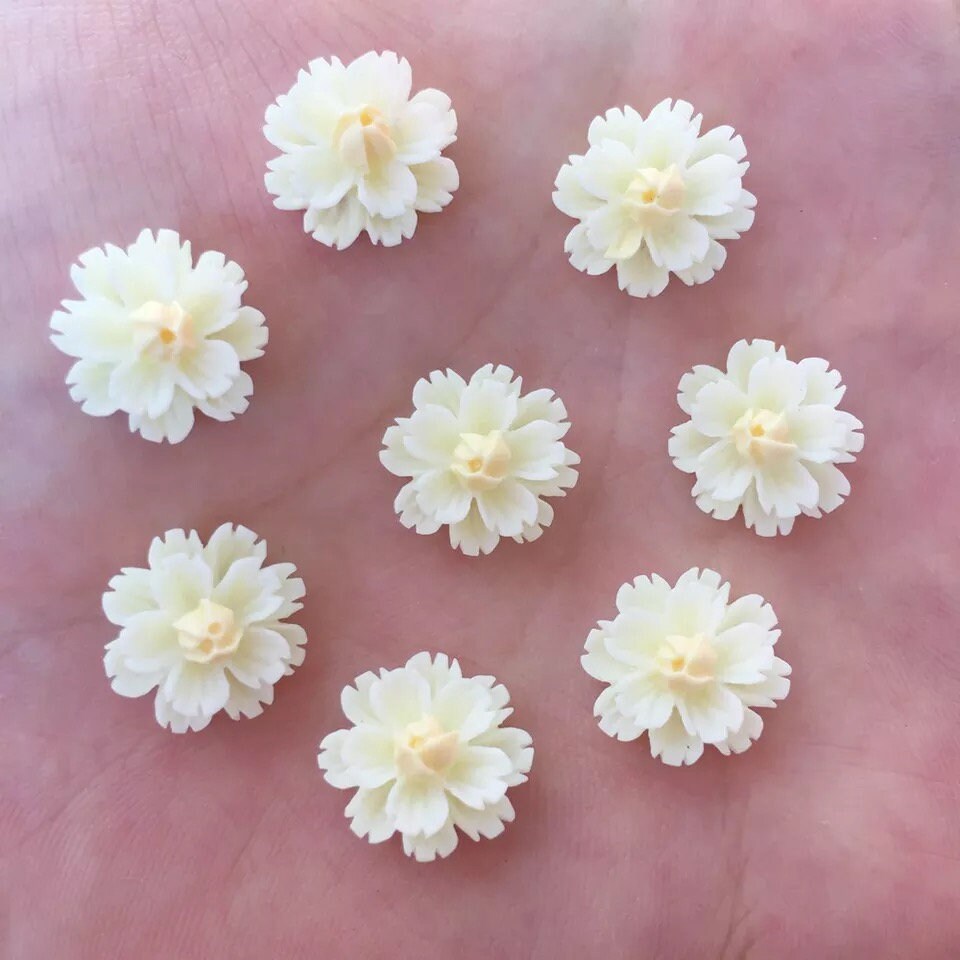 Flower cabochons, 13mm resin mixed colour