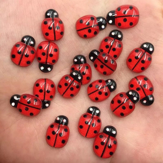 Ladybird resin cabochons, 13mm red