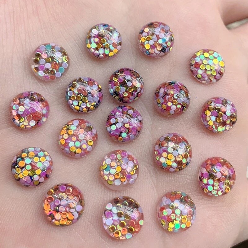 Round glitter filled cabochons, 10mm r