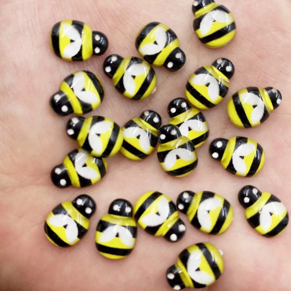 Bee resin cabochons, 13mm yellow