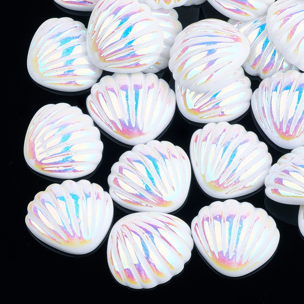 Seashell cabochons, white 21mm