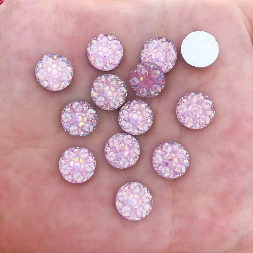 Round rhinestone effect cabochons, 10mm lilac