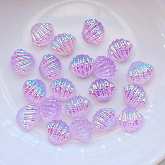 Seashell cabochons, mini pale purple 10mm