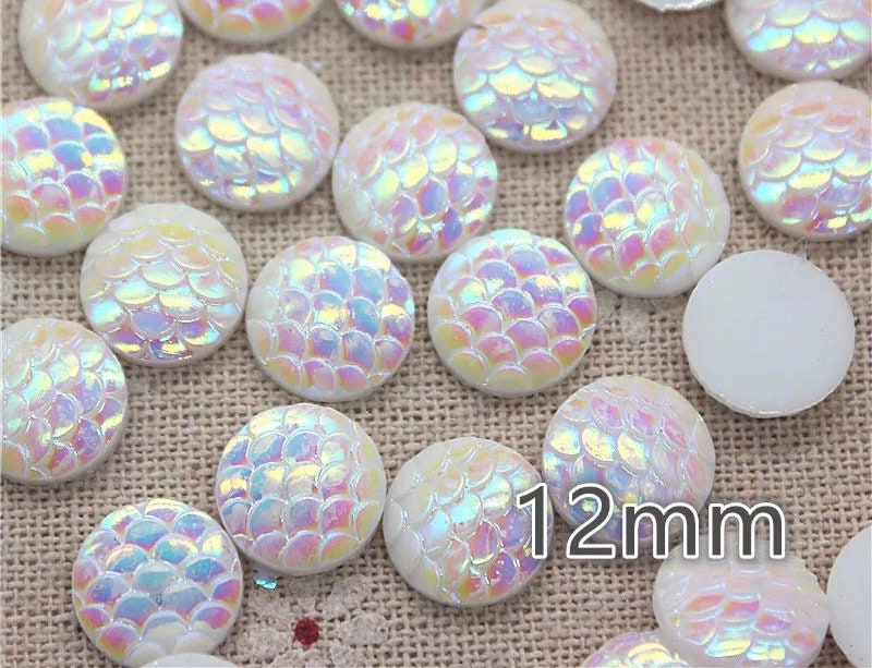 Round resin fish scale white cabochon, 12mm