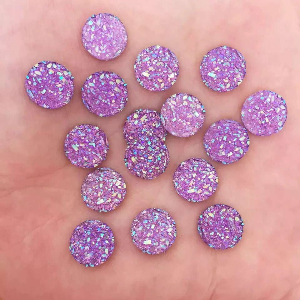 Round resin purple cabochon, 10mm