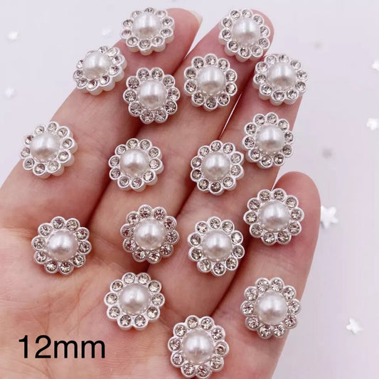 Pearl effect floral round cabochons, 12mm white