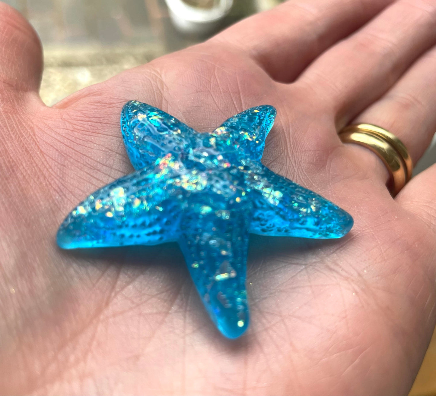 Starfish cabochons, blue glitter 45mm