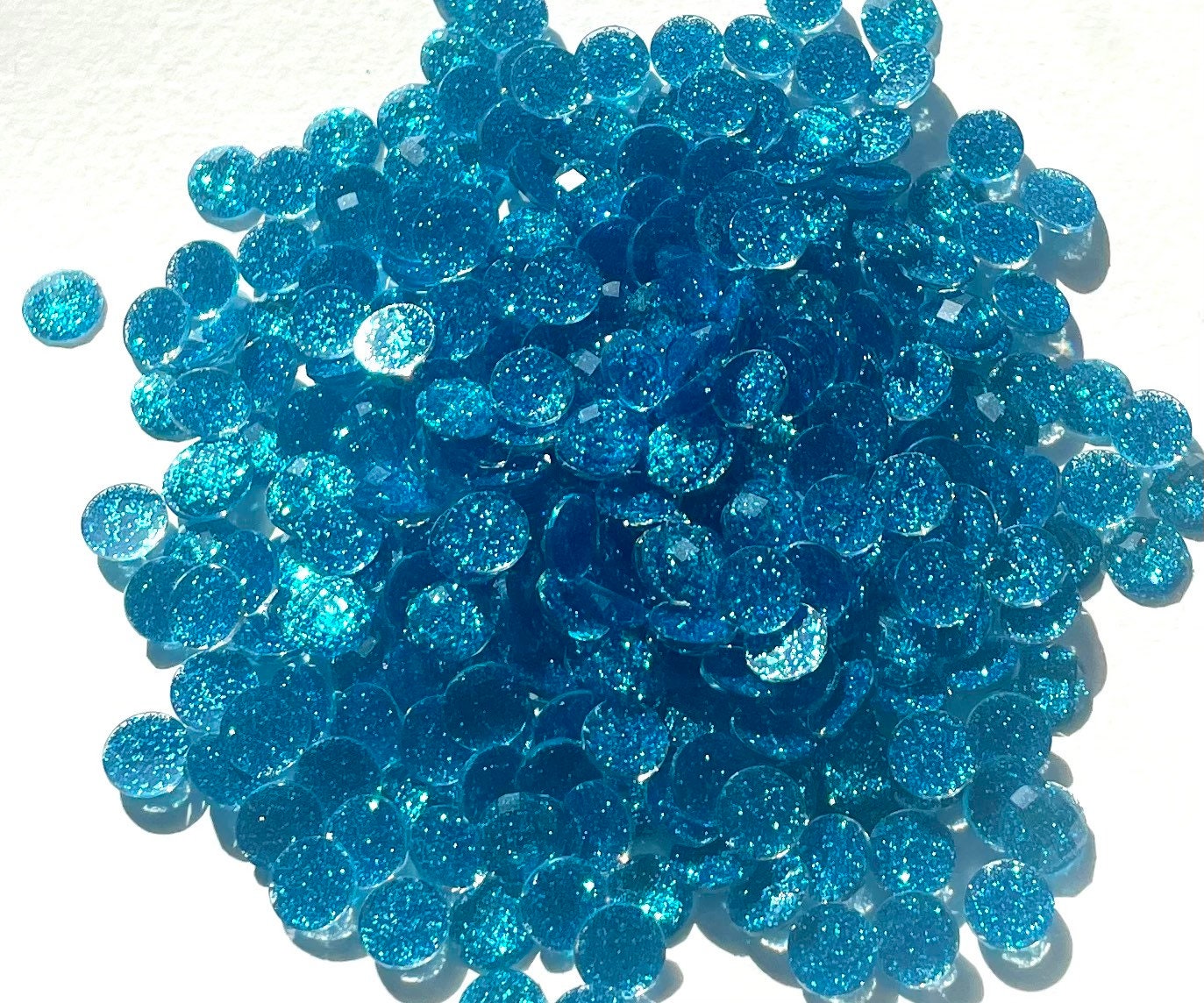 Blue 8mm round cabochon