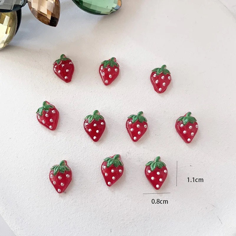 Strawberry mini resin embellishments, 11mm