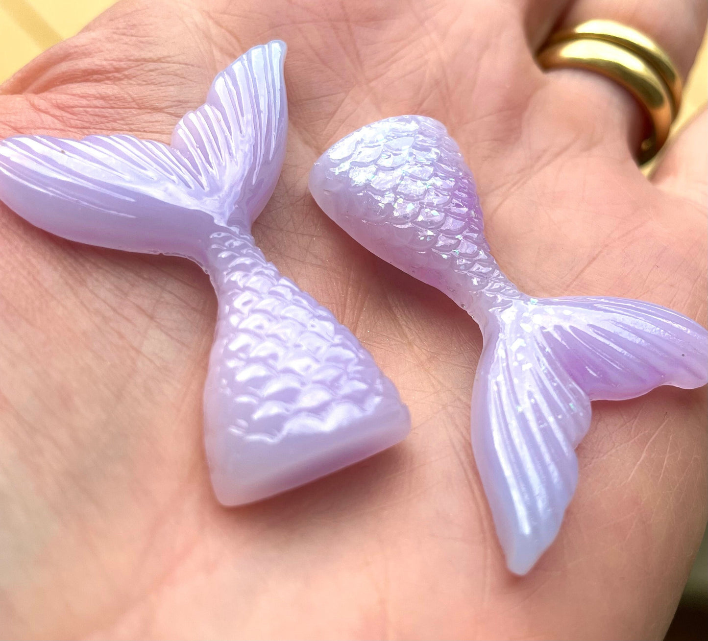 Mermaid tail resin cabochons, 40mm