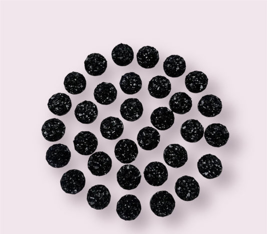 Round resin black cabochon, 10mm